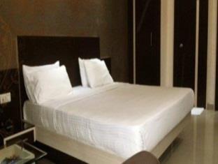 Hôtel Urmee à Bhubaneswar Extérieur photo